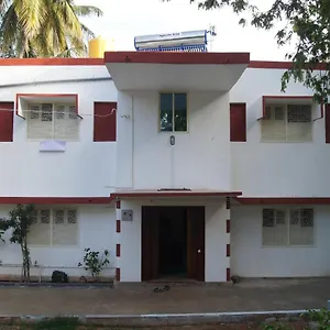 Cornerbunker Hostel